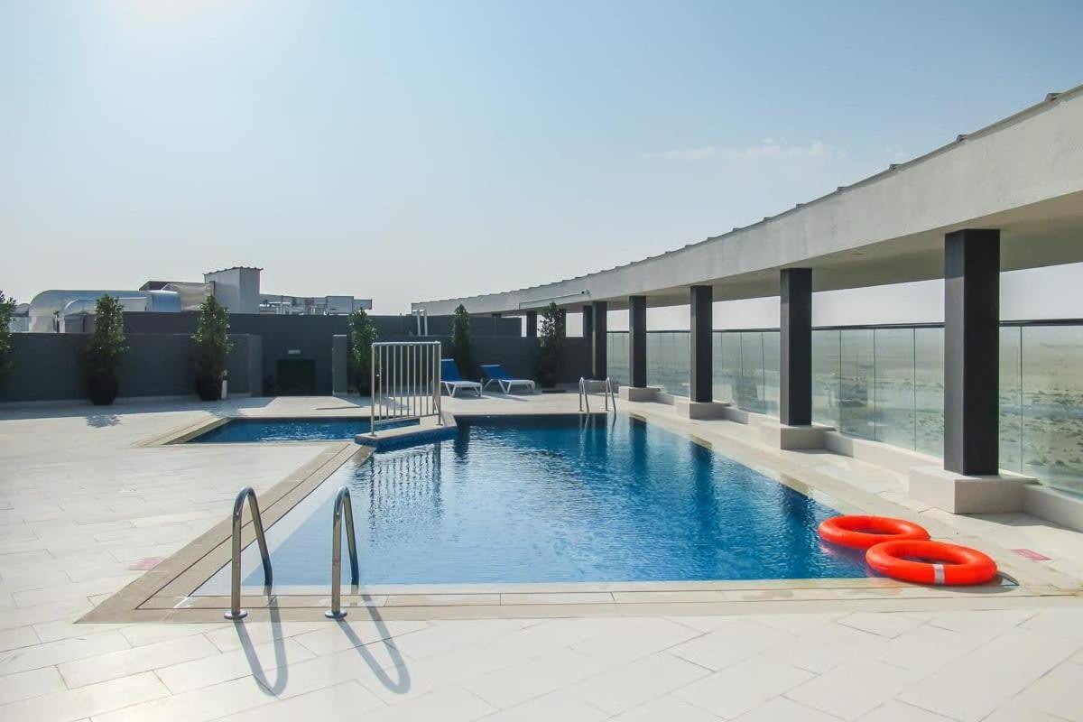 Frank Porter - Majestique Residence 2 Dubai Esterno foto
